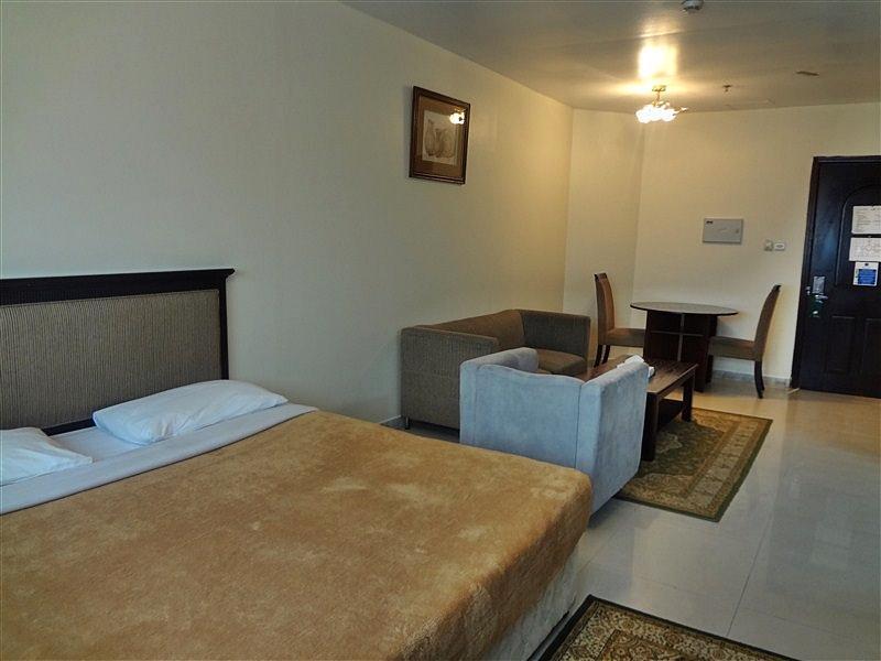 Liwa Apartments Абу-Даби Экстерьер фото