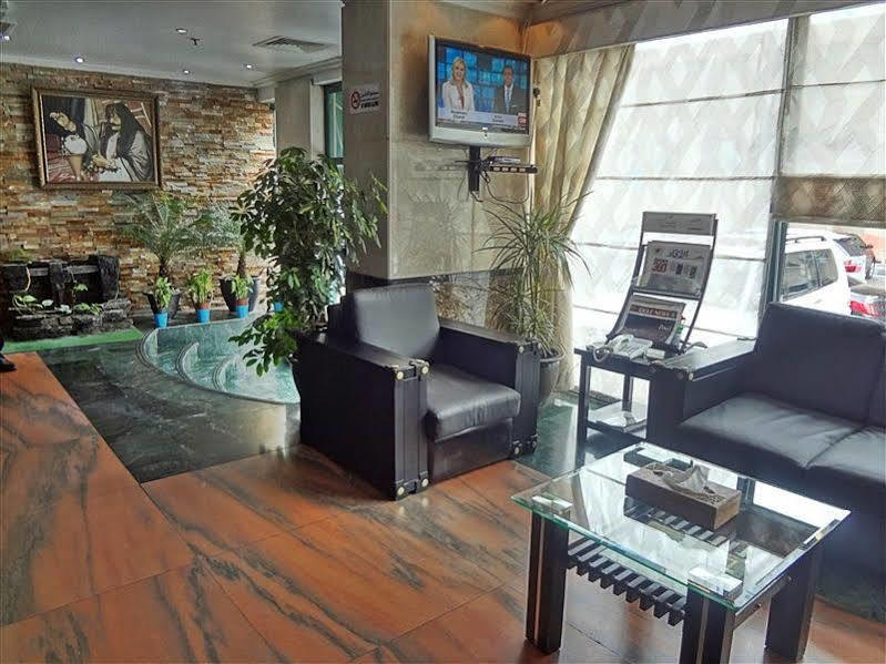 Liwa Apartments Абу-Даби Экстерьер фото